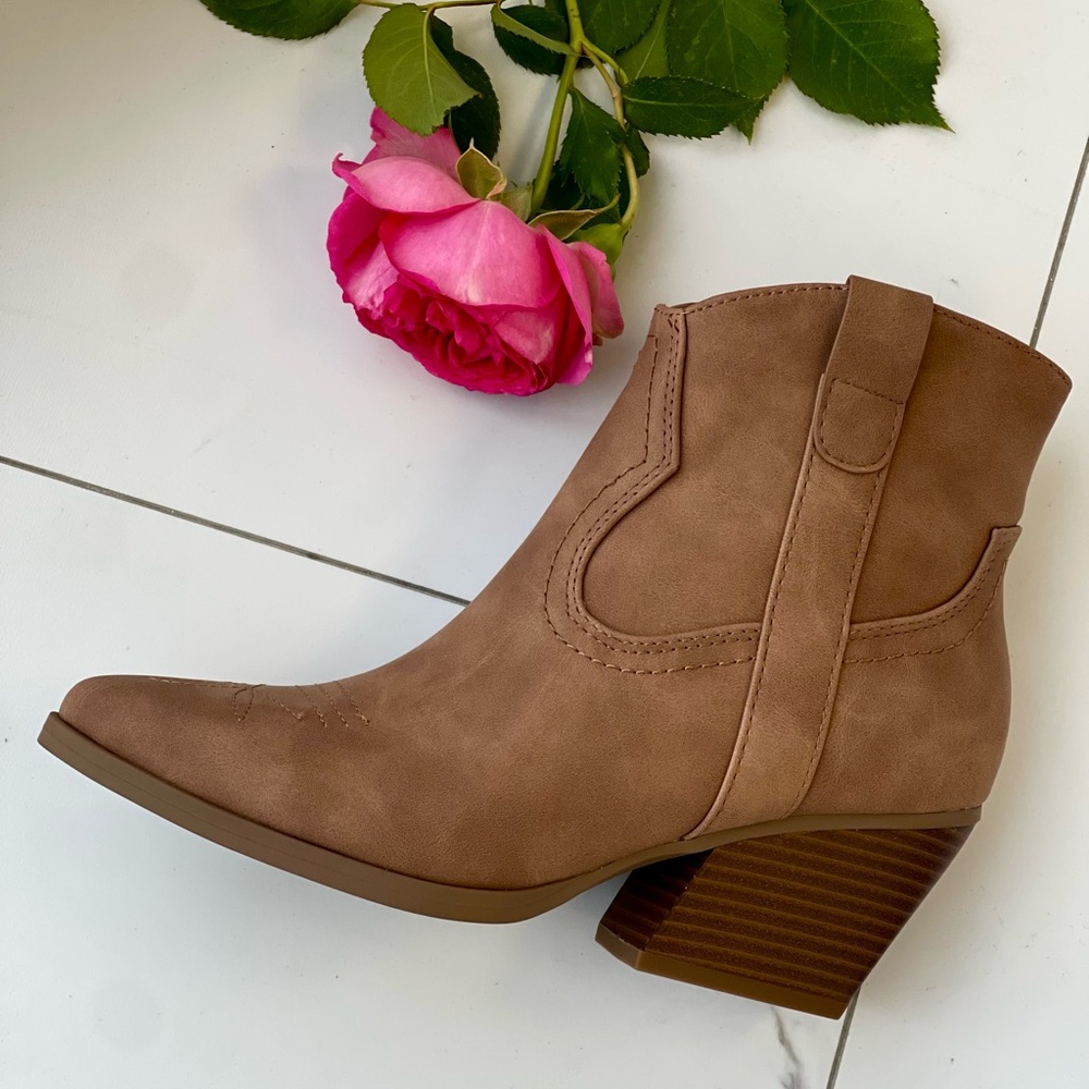 Light Brown ankle boots